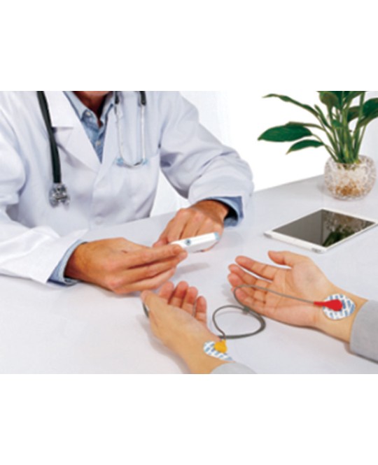 CHECK-ME PRO con holter ECG e Bluetooth